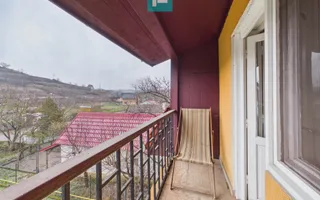 Vilă stil montan, 270 mp, teren 3000 mp - Poză 36