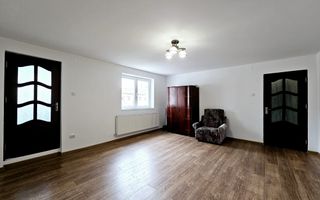 Apartament cu 2 camere decomandate de vanzare, Cetate - Poză 3