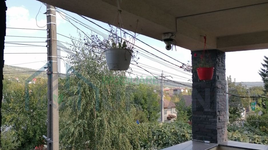 Etaj de vilă de închiriat, 90 mp, Bârnova, Șoseaua principală - Poză 1