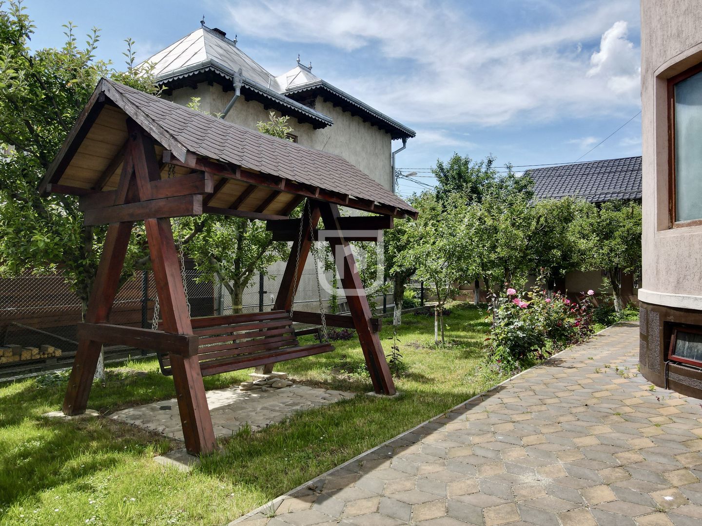 Pensiune si Casa Ultracentral | Gura Humorului | Arinis | Bucovina - Poză 5