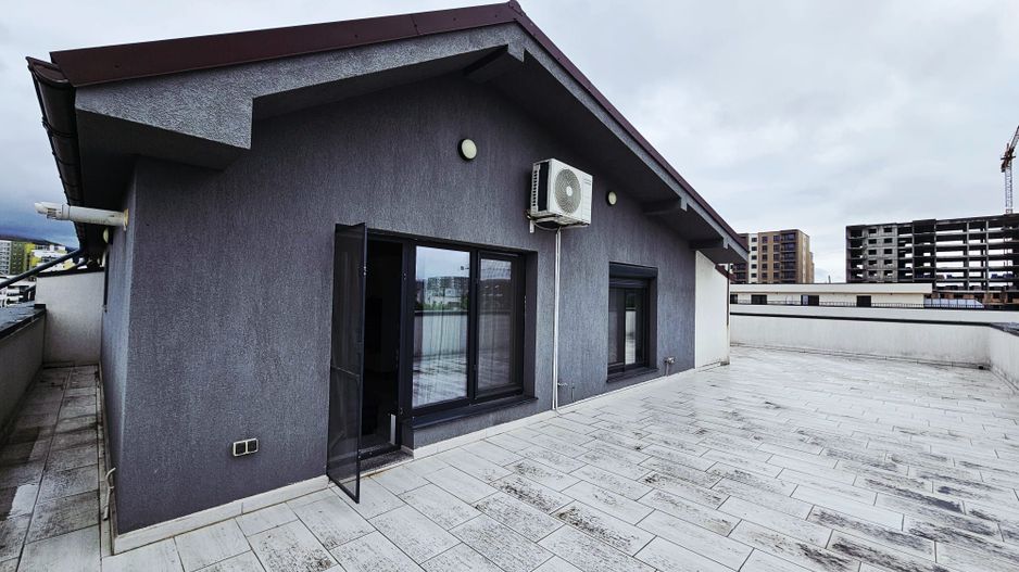 Apartament 2 camere de vanzare Brasov Tractorul terasa mare - Poză 15