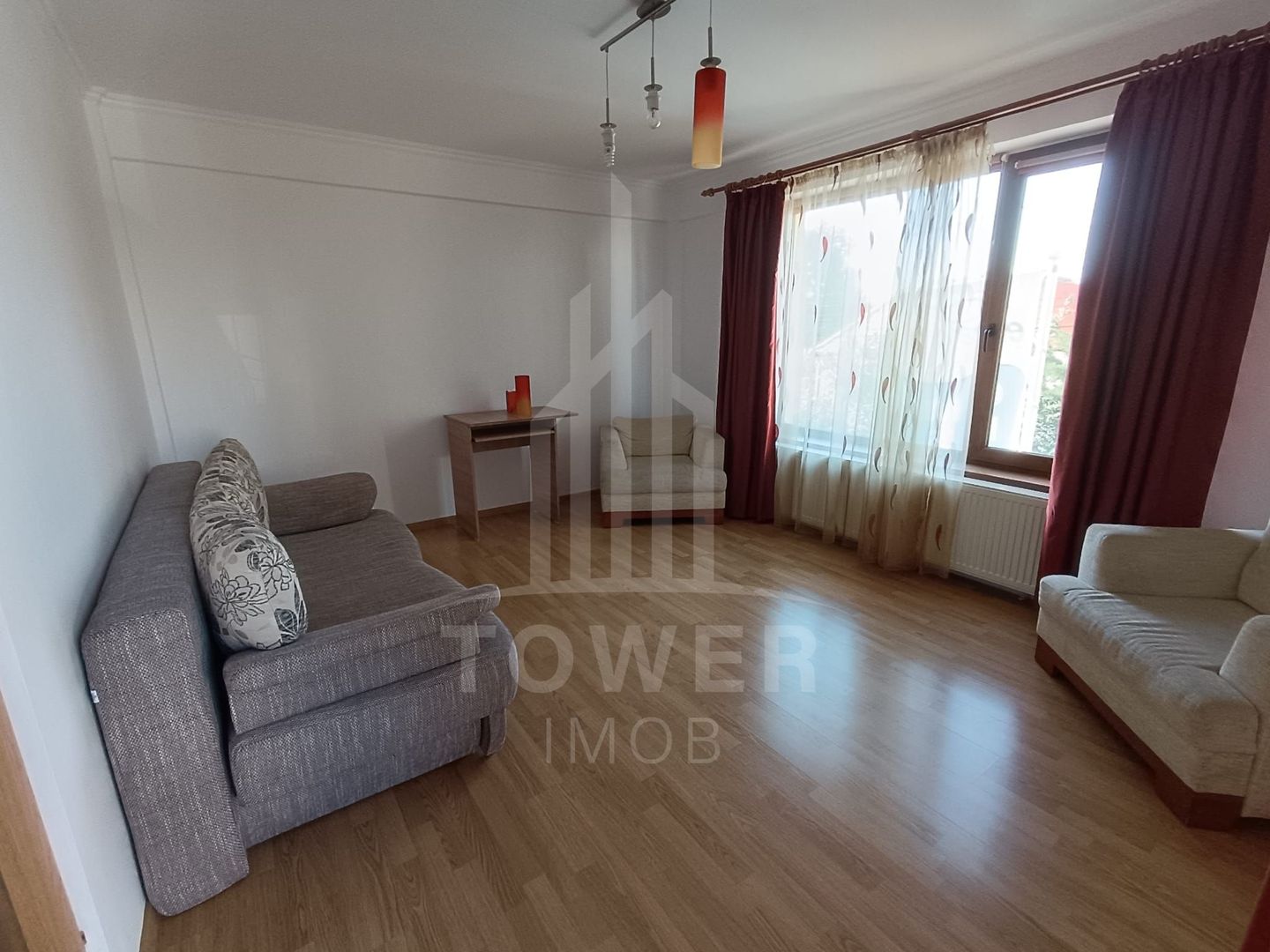 Apartament spatios cu doua camere - Poză 1