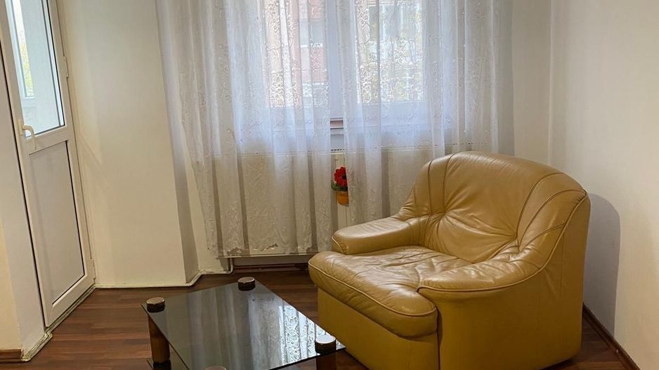 Garsonieră decomandată, spațioasă – zona Confectii - Poză 3