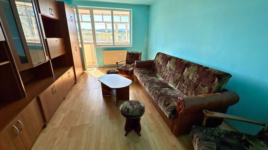 Apartament 2 camere 47,5 M² + balcon 7,5 M² cu priveliste Simeria - Poză 2