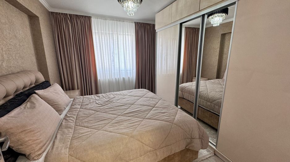 AP. 3 CAMERE MOBILAT LUX, BUCATARIE INCHISA, PARCARE INCLUSA, COMIS 0% - Poză 7