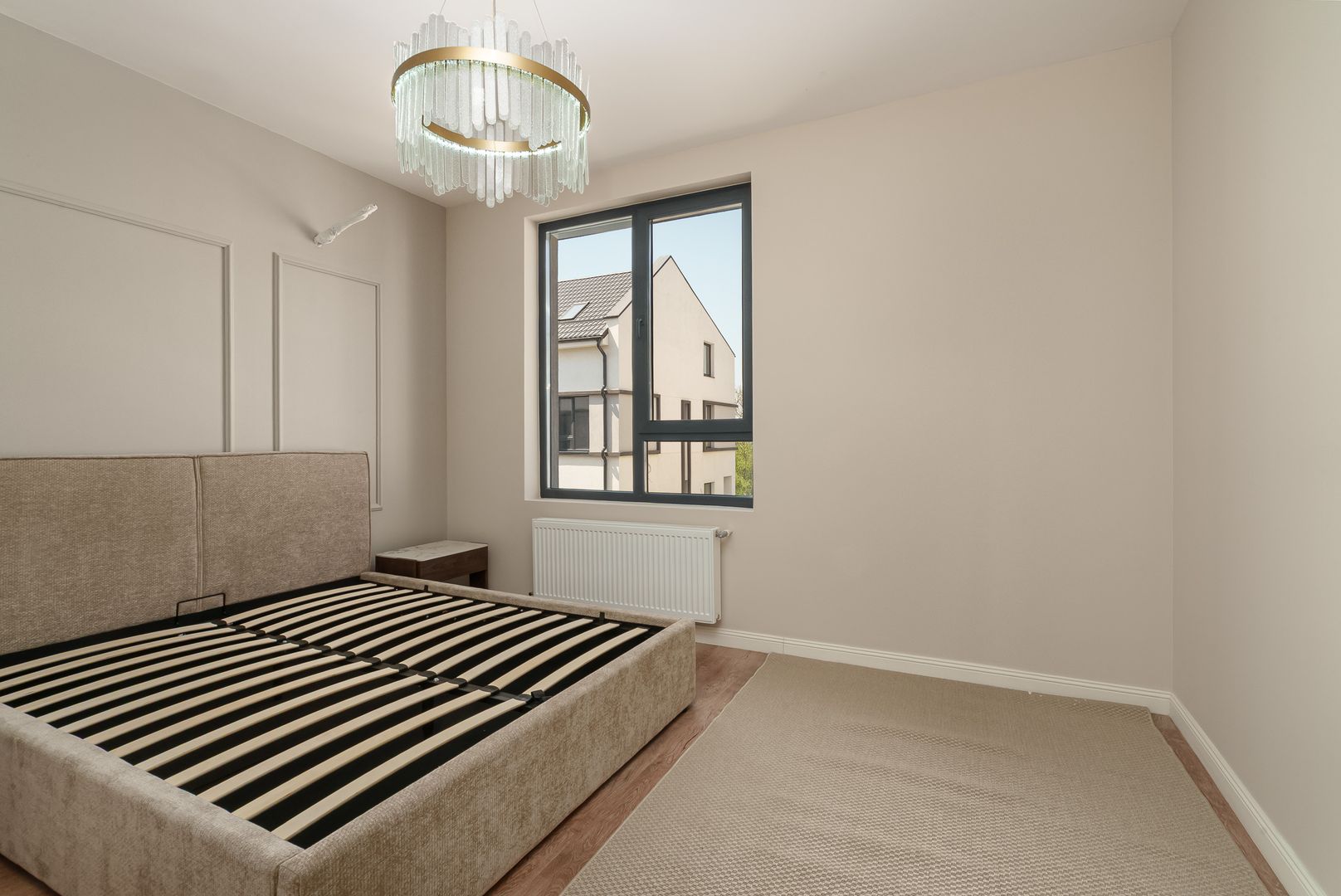 Casă Modernă în Cartier Privat Str Tiparniței–Curte și Parcare Proprie - Poză 8