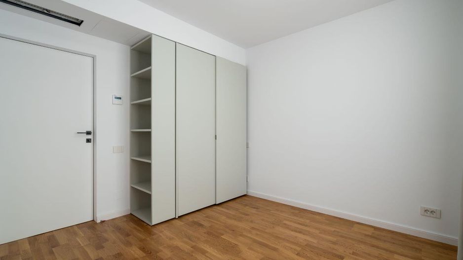 Iancu Nicolae - Vila high-end pe malul lacului, Gradina cu Ponton - Poză 48