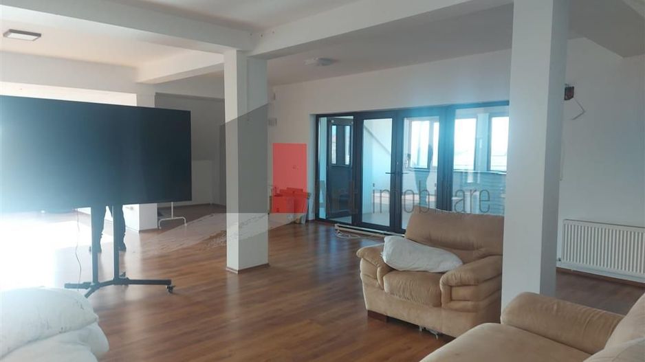 VIla 11 Camere Cernica - Poză 12