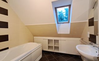 Casa insiruita, Floresti, Zona Muzeul Apei!! - Poză 12