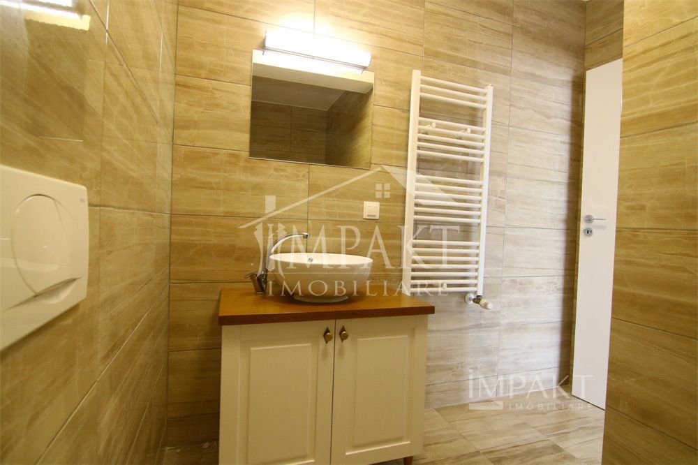 Apartament modern cu 3 camere, Semicentral! - Poză 13
