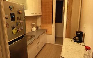 AP. 3 CAMERE 1 MAI, BLOC REABILITAT, RENOVAT, BUCATARIE INCHISA - Poză 1