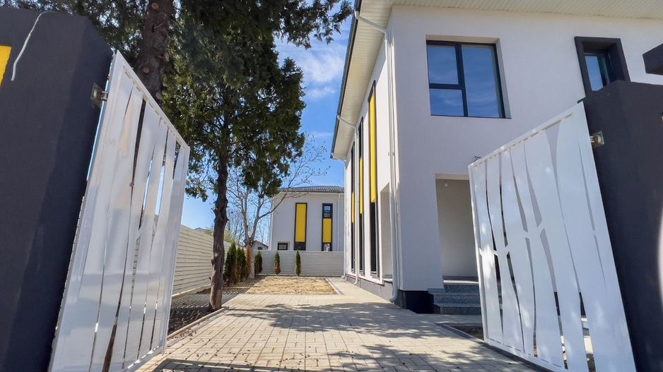 Individuala 146m2 utili, 450 curte, CENTRAL Tunari, 0% comision - Poză 1