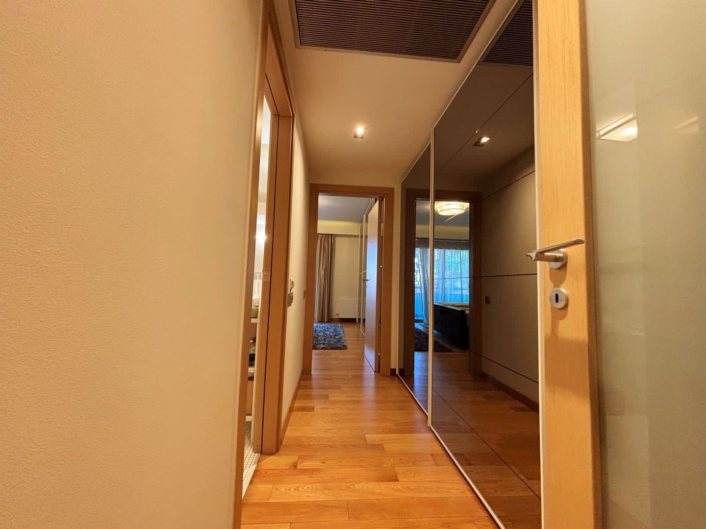 O raritate in piata imobiliara! Apartament 4 camere in Primaverii! - Poză 13