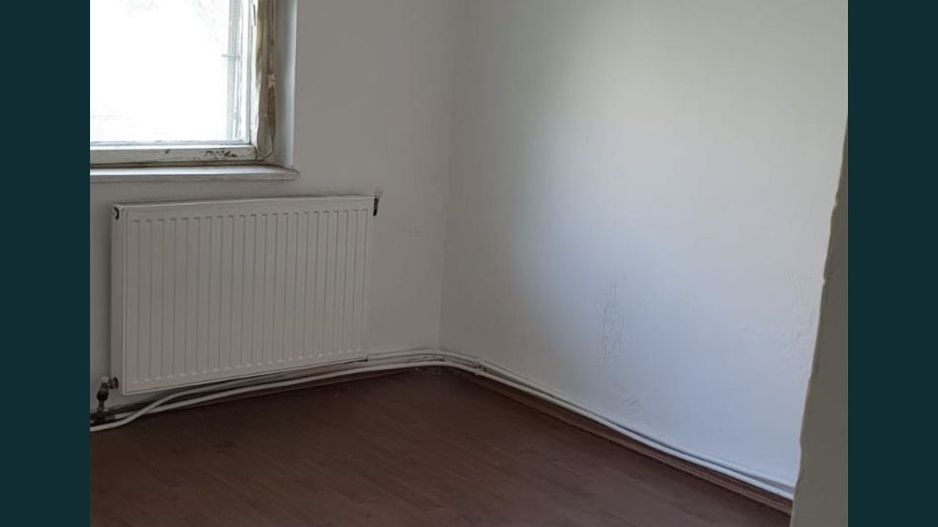 Agentia Europa vinde apartament 3 camere - Poză 1