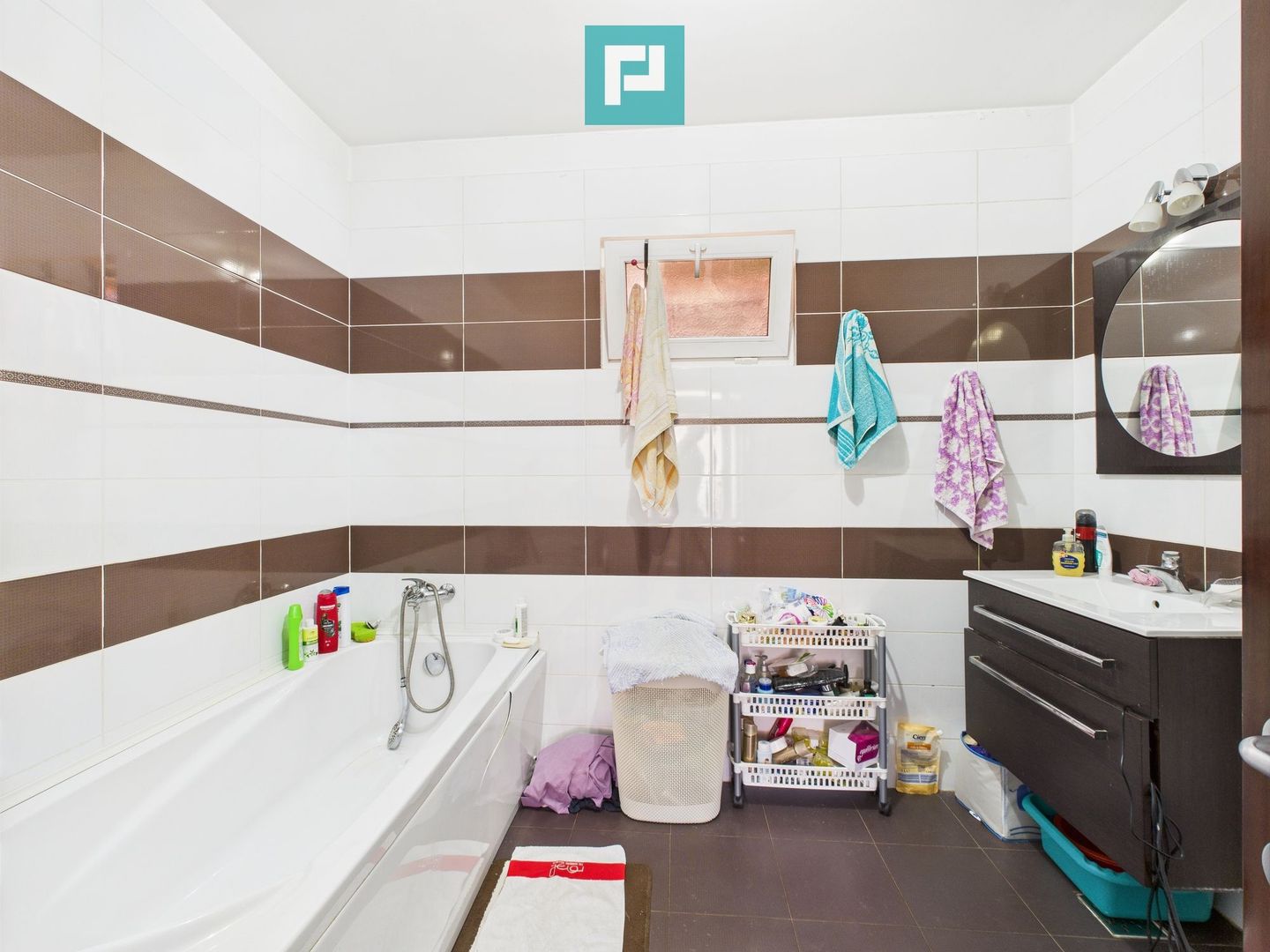 Casă cu 2 camere și teren de 1450 mp în Aradul Nou - Poză 4