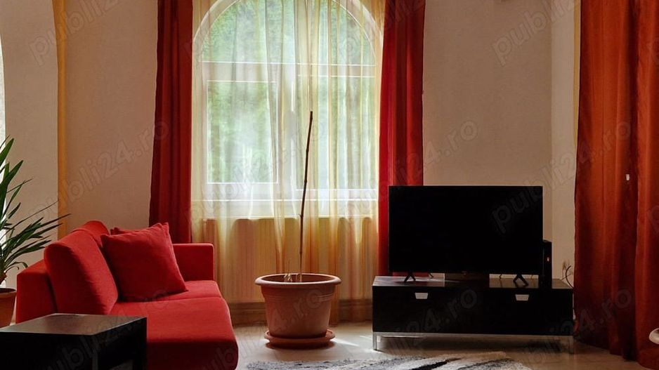 Persoana fizica vand vila zona Bucium - Poză 2