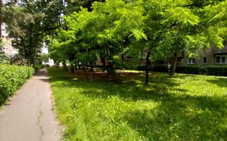 BRASADAS vinde ap 2 cam et.1/4 mobilat utilat cu garaj. - Poză 8