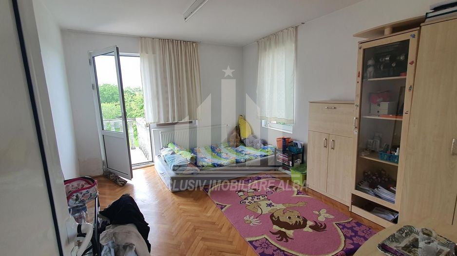 Propunem spre vanzare vila pozitie ultracentrala in Cetate - Poză 6