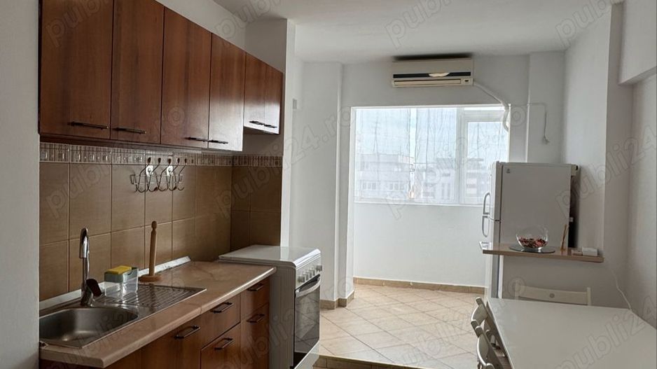apartament de inchiriat - Poză 1