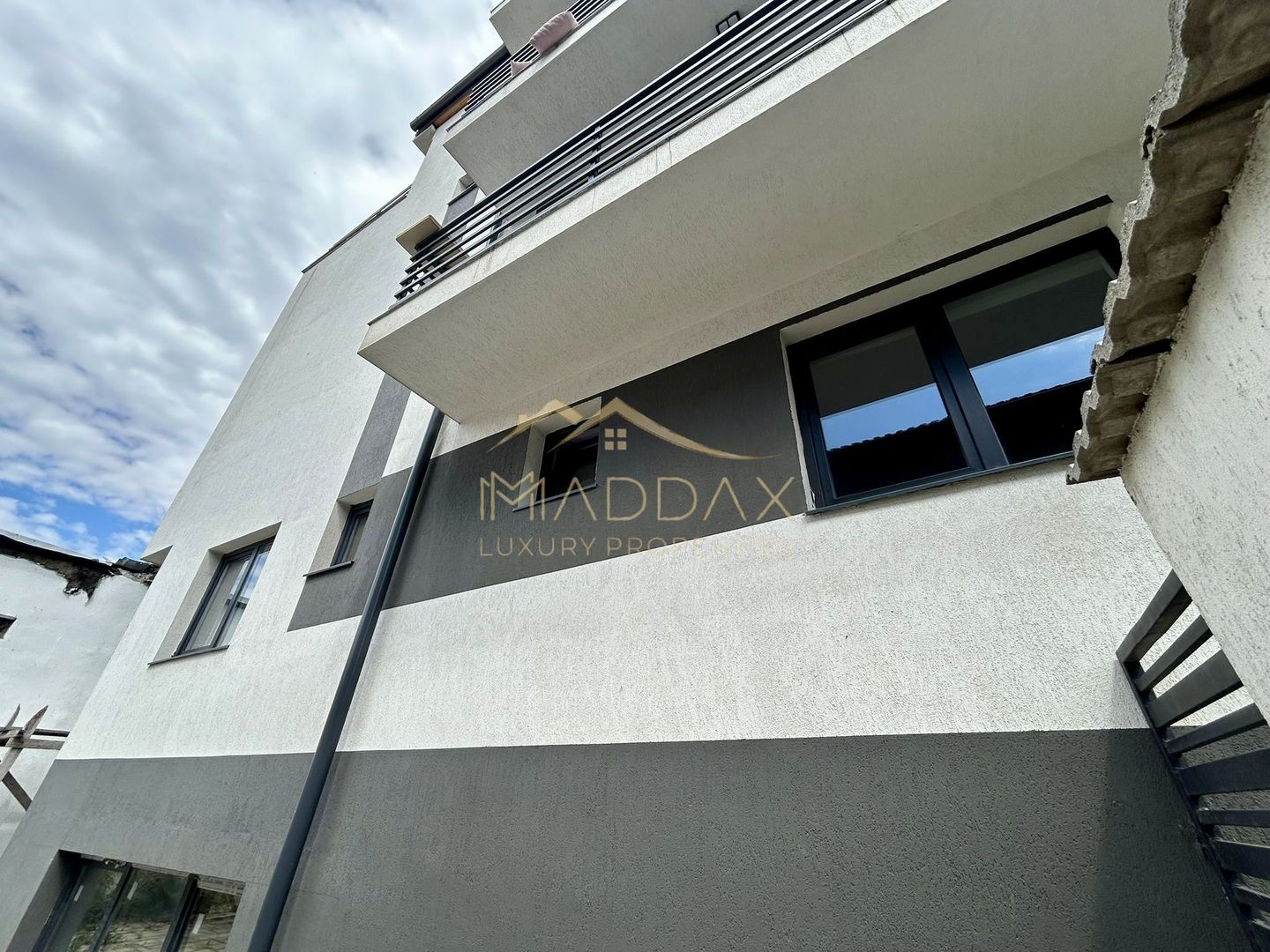 Apartament *3 camere* // Andronache - Tei - Poză 11