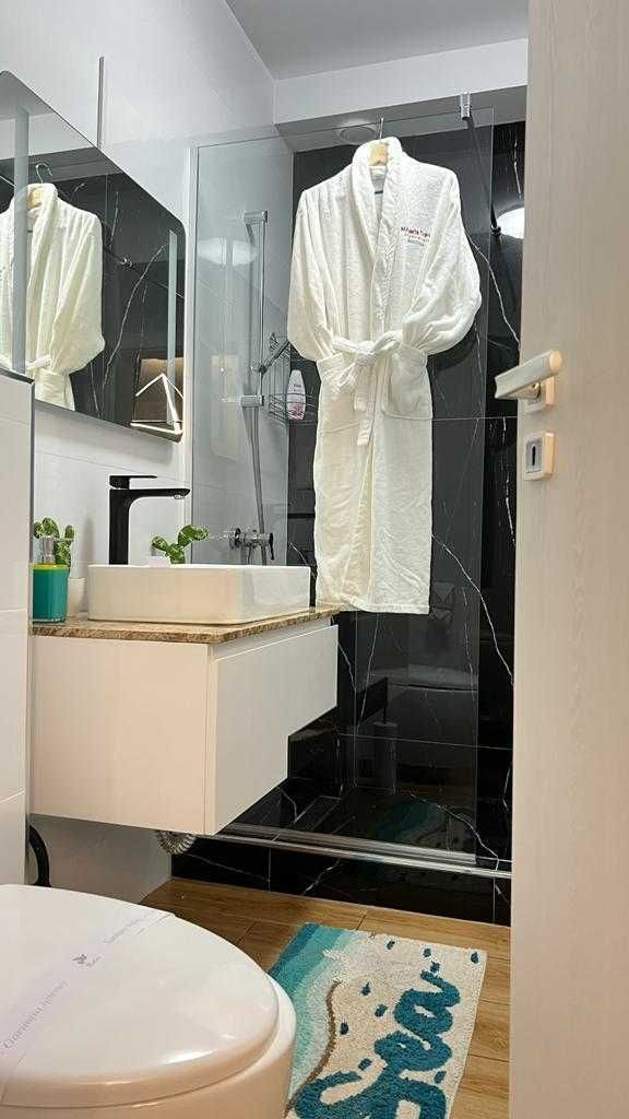 Vand apartament cu vedere la mare- Mamaia Nord - Poză 5