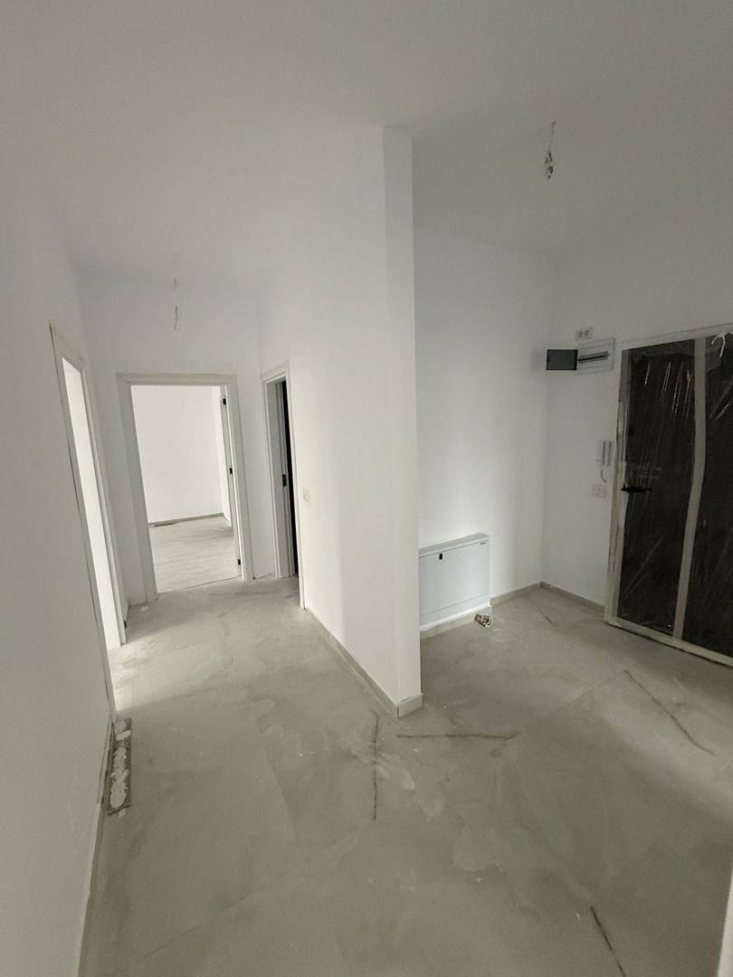 3 CAMERE/ FINALIZAT/ 7 MINUTE METROU N TECLU - Poză 1