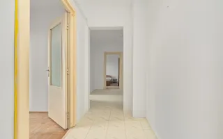 Apartament 3 camere + 2 băi IEFTIN: 700 €/mp - Poză 13