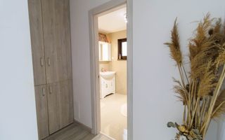 Casă spațioasă 4 dormitoare Sânpetru, 500 mp teren, mobilată complet - Poză 16