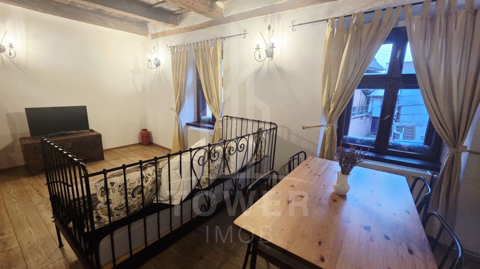 Apartament 3 camere de închiriat Zona Ultracentrală Sibiu - Poză 1