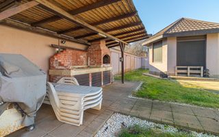 Vila cu piscina si garaj - 6 dormitoare - Pantelimon - Poză 49