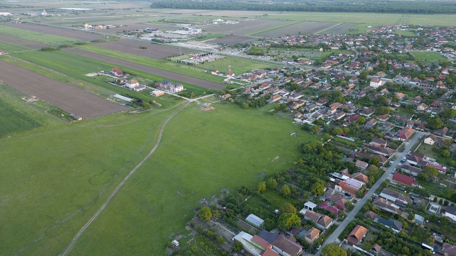 Teren intravilan 5,44 ha, Vladimirescu - Poză 1