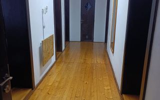 Casa Cisnadie etaj 1 integral cu intrare separata si curte comuna - Poză 7