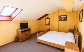 Vila Sanmartin -Zona Beverly Hills -8030mp teren - Poză 9
