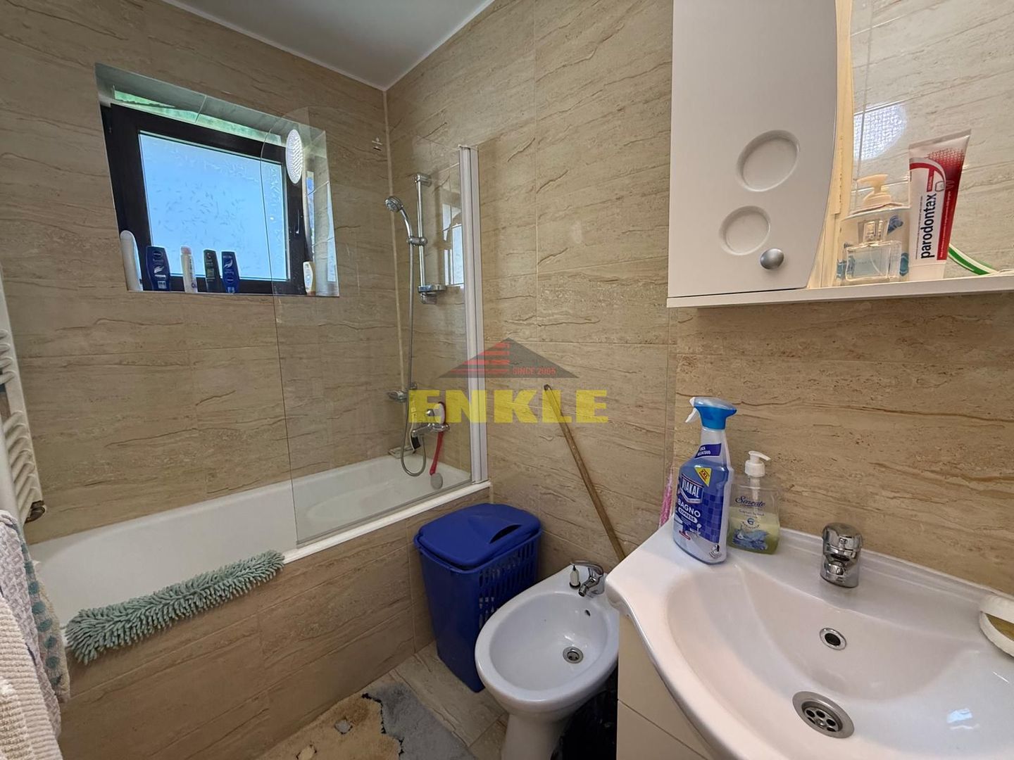 De vânzare apartament cu  3 camere, decomandat, zona Primaverii - Poză 8