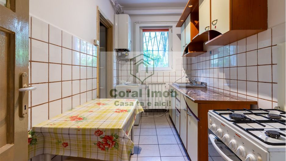 Ocazie! Vanzare apartament 2 camere in Primaverii ! - Poză 3