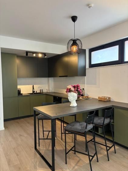 Apartament modern, centrala, balcon, pet friendly, parcare inclusa - Poză 2