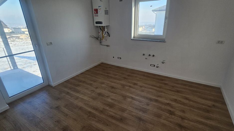 Duplex De Vanzare I Ipotesti, Suceava I Pret: 141.999 € - Poză 7