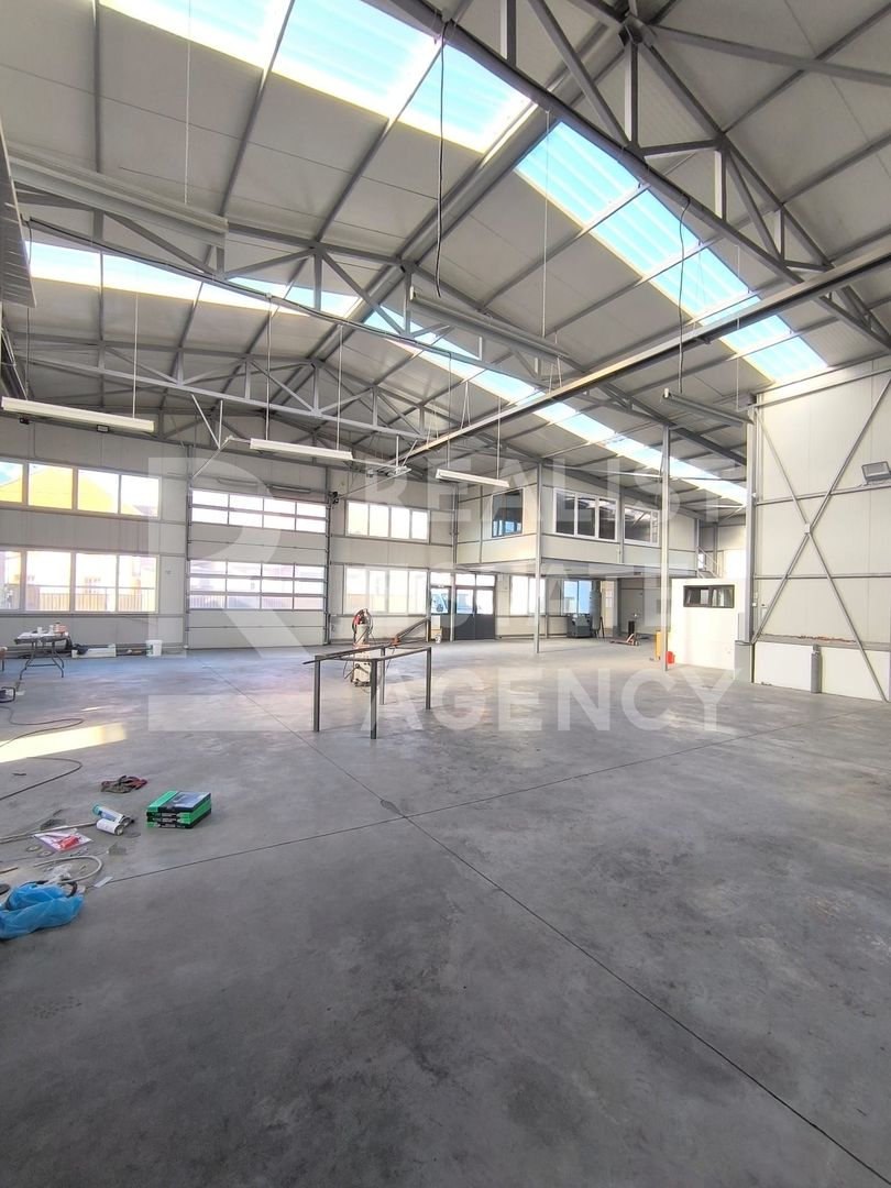 De închiriat – Spațiu Industrial + Depozitare de 612 mp - Poză 2