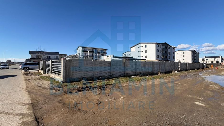 Teren intravilan 350mp-Toate utilitatile-Pozitie excelenta - Poză 2