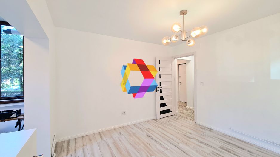 Spatiu comercial de închiriat, Brasov - 63 mp # plus-imo.ro - Poză 2