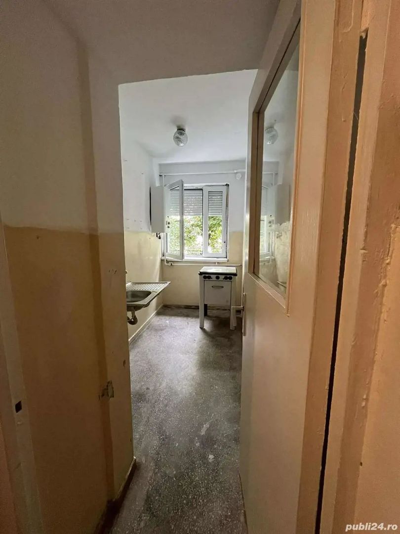 BRASADAS vinde ap cam etaj 1/4 Micro 15 Oituz. - Poză 4