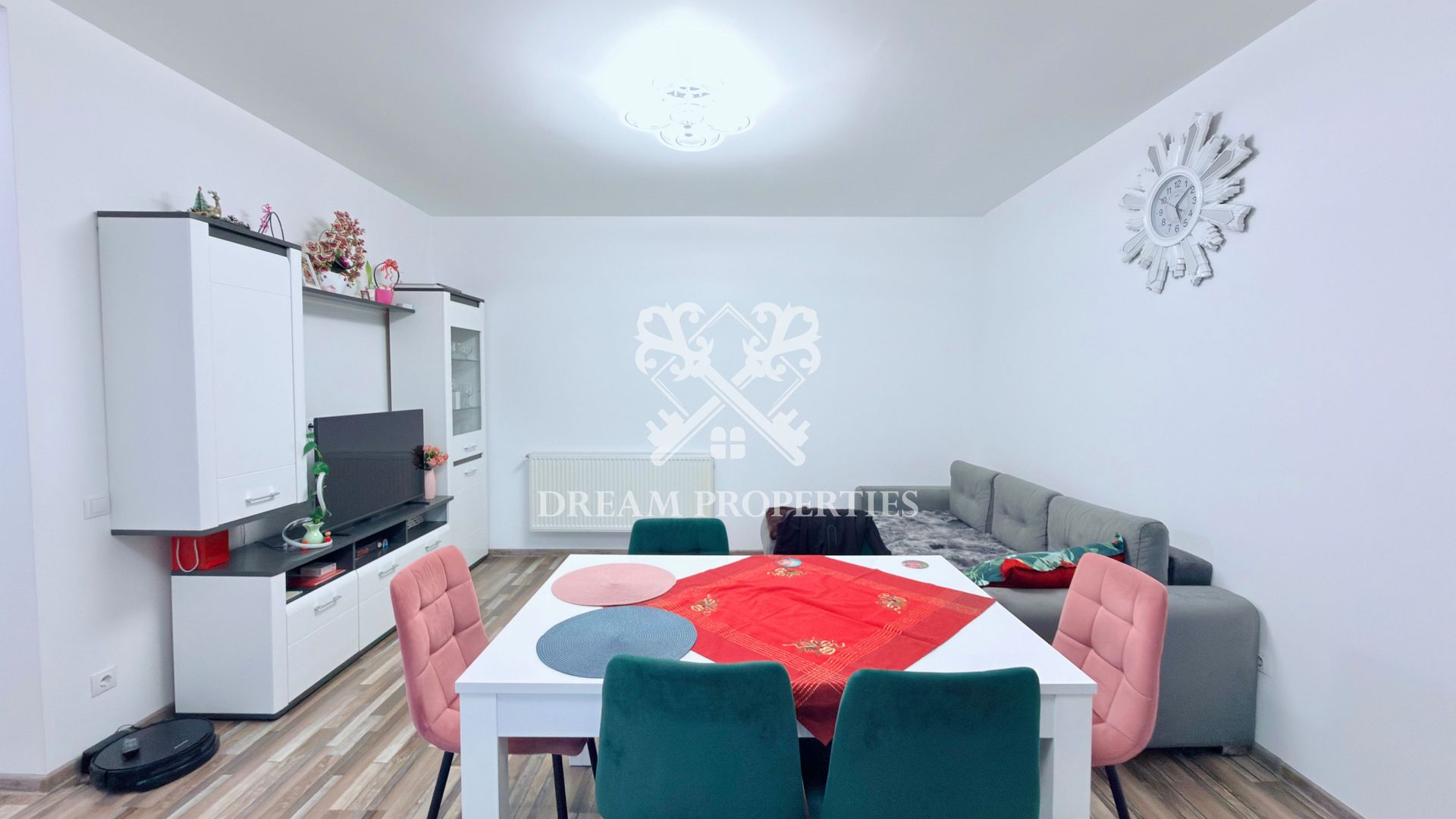 Apartament cu 2 camere la cheie, balcon, parcare, Apahida - Poză 1