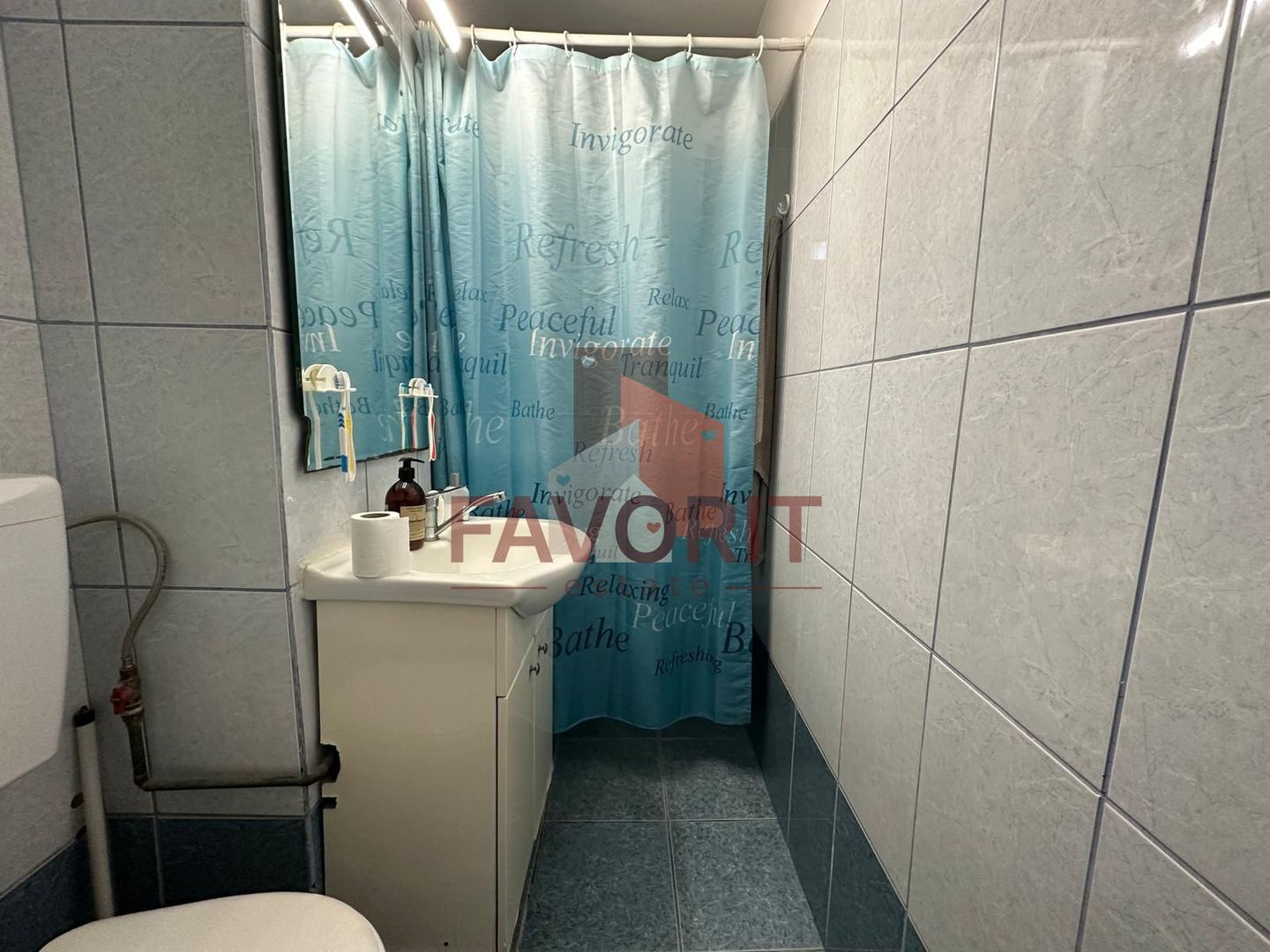 4 camere | etaj intermediar | centrala proprie | mobilat si utilat | boxa | - Poză 13