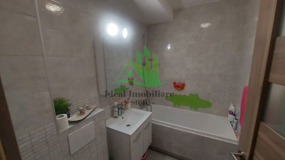 Apartament cu 4 camere in Selimbar, zona Pictor Brana - Poză 9