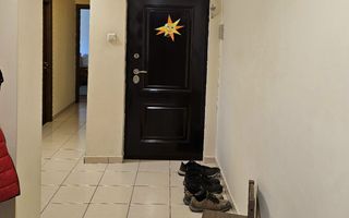 Apartament cu patru camere, zona Tractorul 81 mp - Poză 2