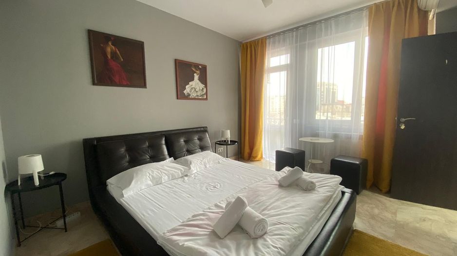 Apartament -220mp + terasa 200mp sector 4 Pasaj Marasesti an bloc 2000 - Poză 10