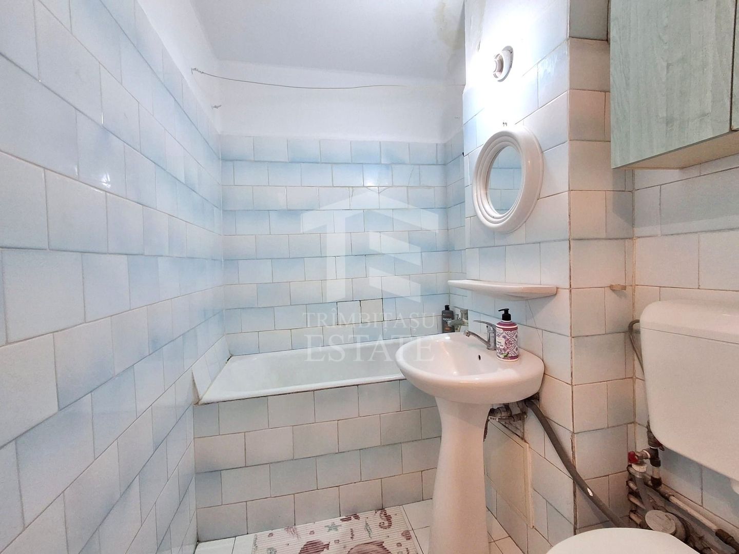 Apartament 3 camere decomandat | Locație excelentă | Bd. Chișinău 21 - Poză 14