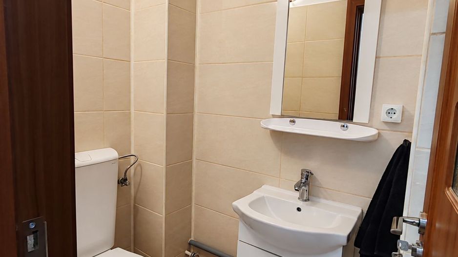 Apartament 3 camere decomandat etajul 1 65mp 500euro Nicolina 2 - Poză 14