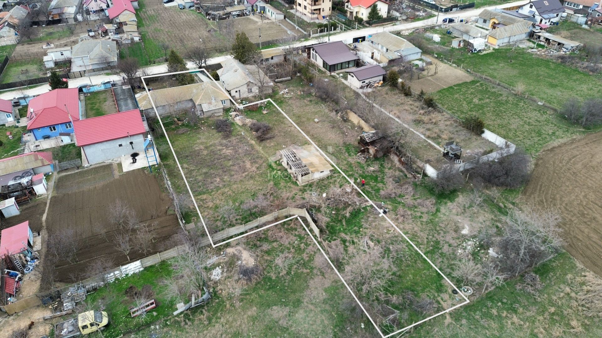 Casa batraneasca de vanzare cu 1235 mp teren in Corbu - Poză 5
