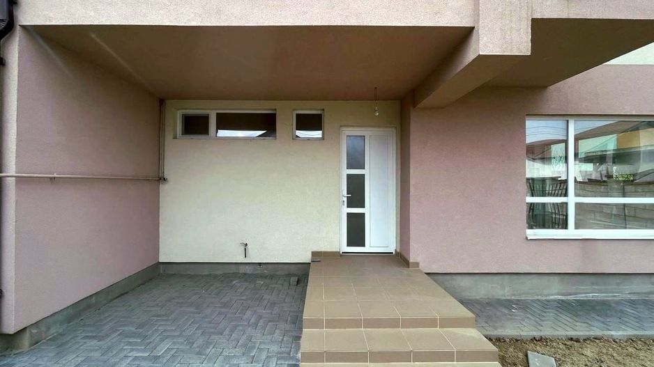 Duplex 4 camere - toate utilitatile - Mosnita Noua - Poză 1